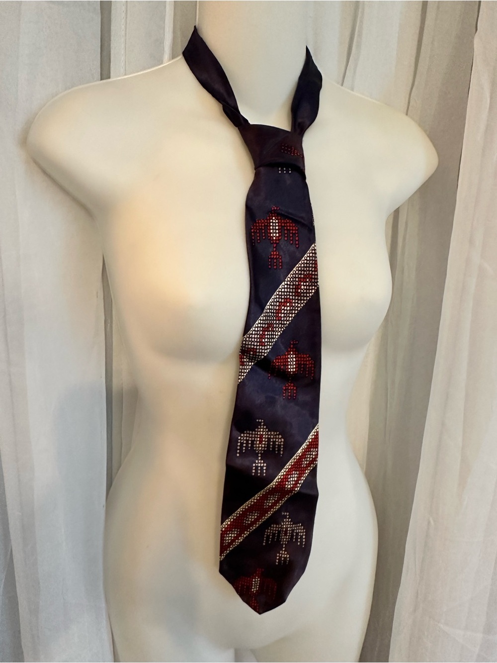Vintage Classic Black Silk Patterned Men's Tie - Picture 5 of 5